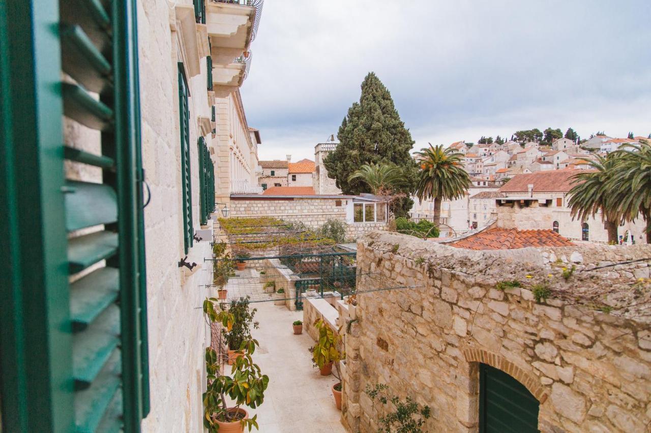 Heritage Hotel Park Hvar Hvar Town Exterior photo